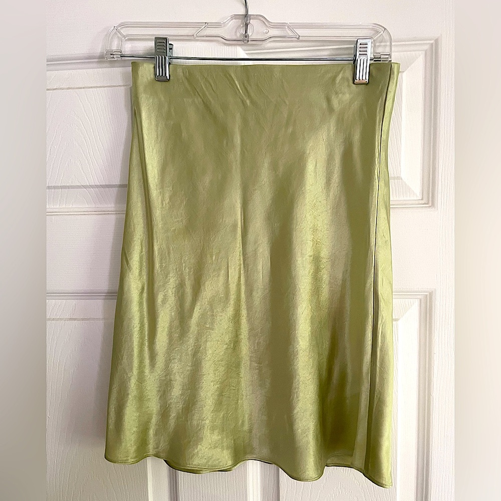 Aritzia Babaton High Rise Mini Slip Skirt